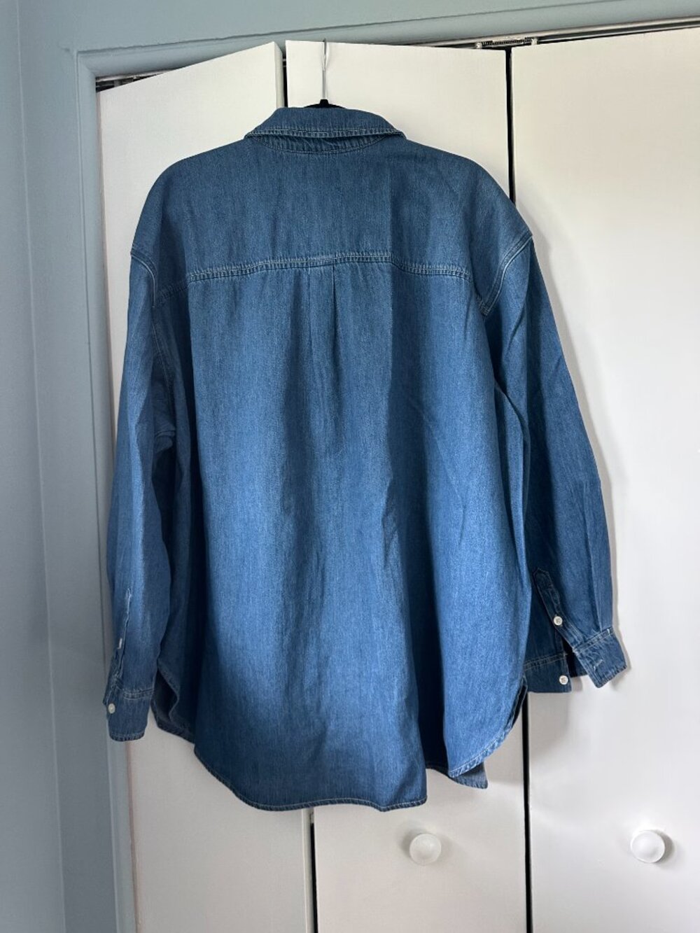 Universal Thread Denim Button-Down Shirt in Blue - Picture 2 of 3